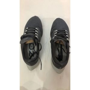 Nike zoom pegasus size 7